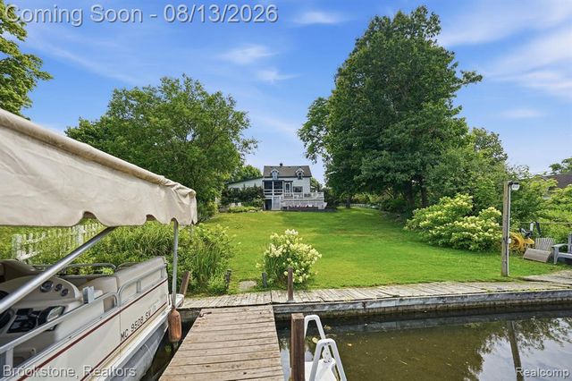 4174 Meyers Road, Waterford, MI 48329