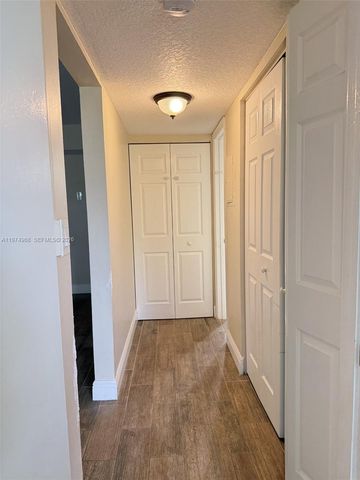 811 Lyons Rd 20104, Coconut Creek, FL 33063