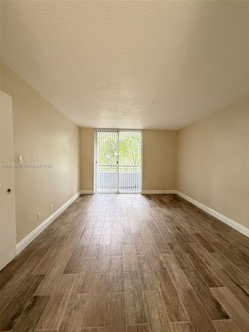 811 Lyons Rd 20104, Coconut Creek, FL 33063