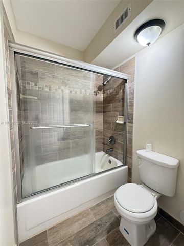 811 Lyons Rd 20104, Coconut Creek, FL 33063