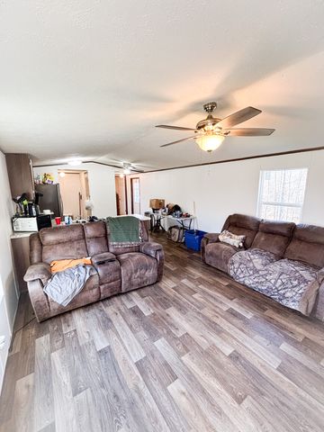 177 Quail Hollow Rd, Summertown, TN 38483