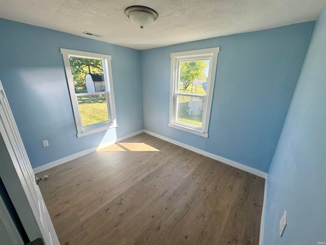 816 W Chestnut Street, Hartford City, IN 47348