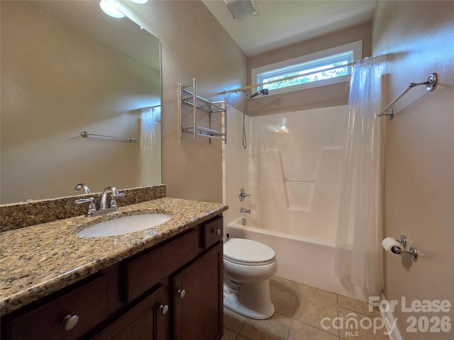 435 Castlebury Court, Clover, SC 29710