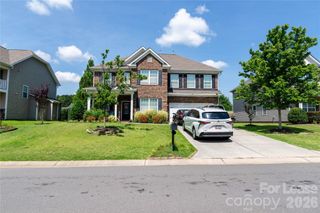 435 Castlebury Court, Clover, SC 29710
