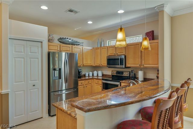 8486 LANGSHIRE WAY, Fort Myers, FL 33912