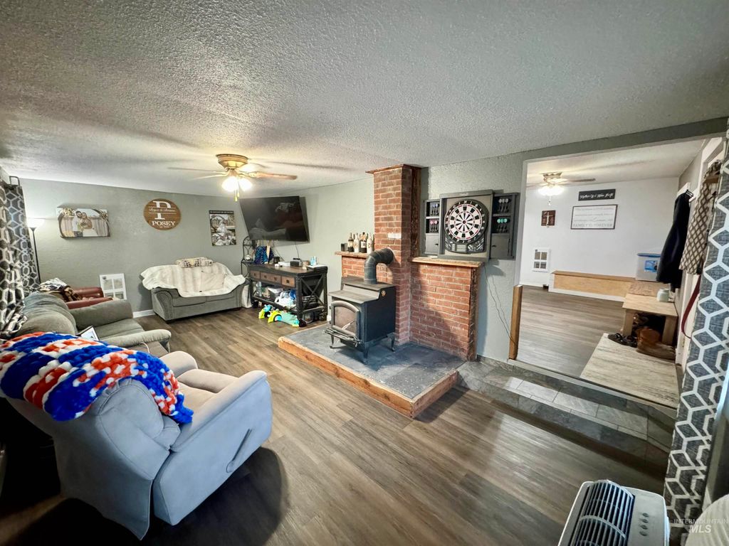 150 E Reed, Hagerman, ID 83332 photo 3