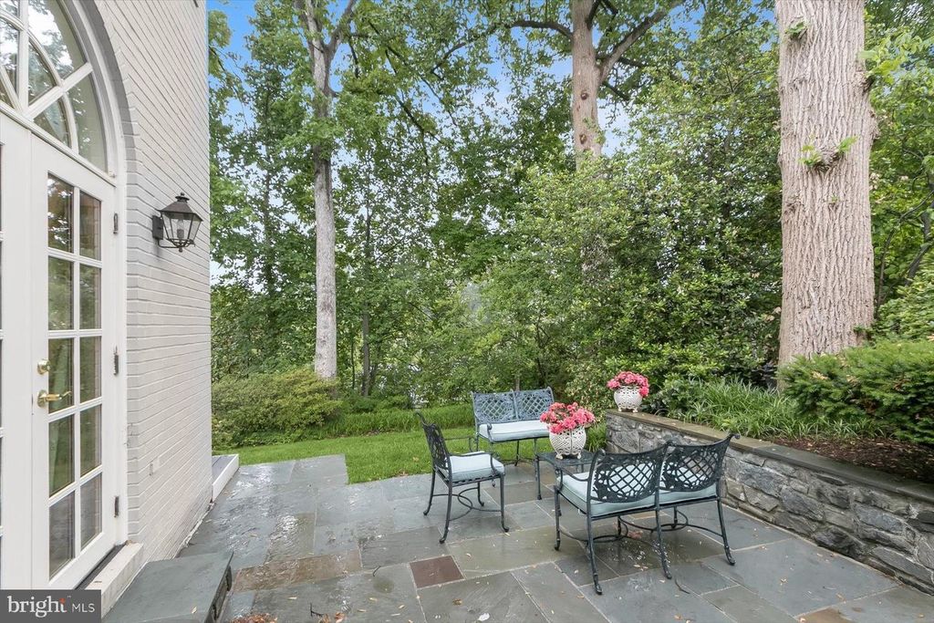 Image 49 of property listing at 5013 SCARSDALE RD, Bethesda, MD 20816