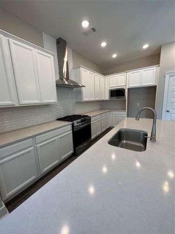 18635 Parkland Row, Cypress, TX 77433