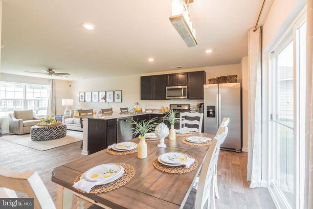 101 SEMINOLE DR, Winchester, VA 22602