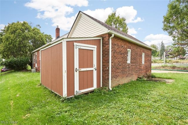 613 Reed Avenue, Akron, OH 44306