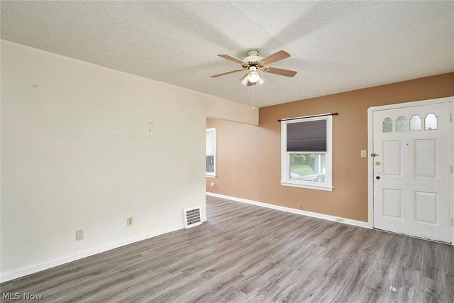 613 Reed Avenue, Akron, OH 44306