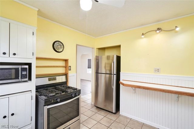 613 Reed Avenue, Akron, OH 44306