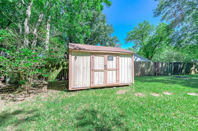 7831 Martin Wood Lane, Houston, TX 77086