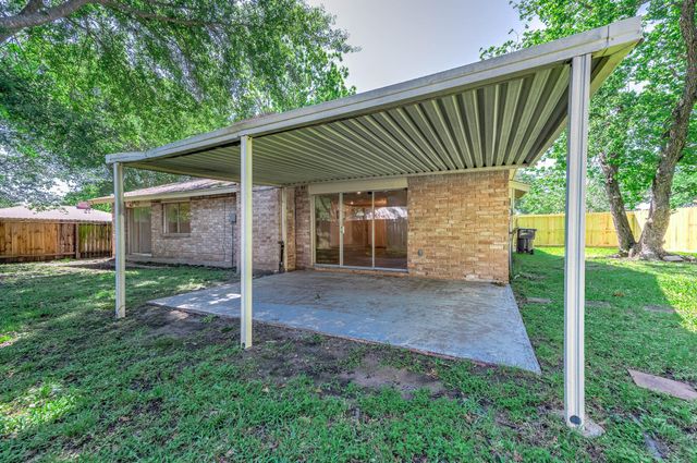7831 Martin Wood Lane, Houston, TX 77086