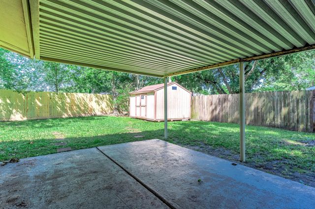 7831 Martin Wood Lane, Houston, TX 77086