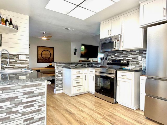 3175 Swallows Nest Dr, Sacramento, CA 95833