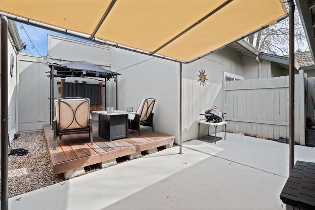 3175 Swallows Nest Dr, Sacramento, CA 95833