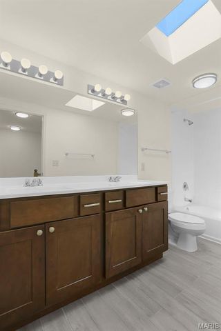 2704 McNair, St Louis, MO 63118