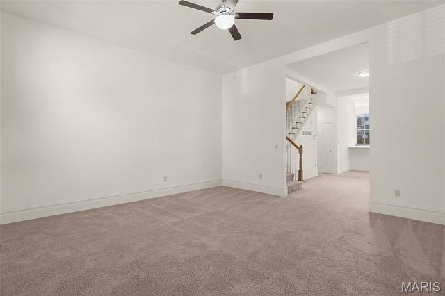 2704 McNair, St Louis, MO 63118