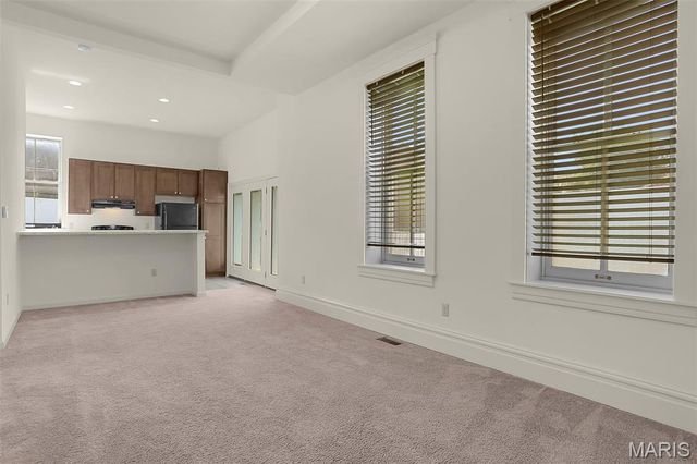 2704 McNair, St Louis, MO 63118