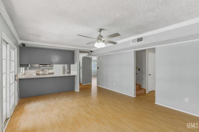 5201 Pla Vada Drive, Bakersfield, CA 93306