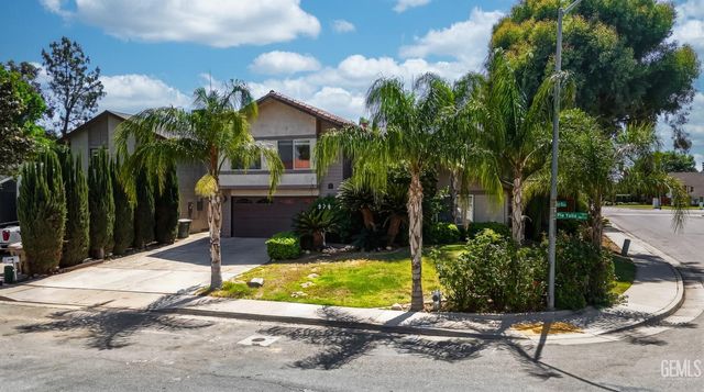 5201 Pla Vada Drive, Bakersfield, CA 93306