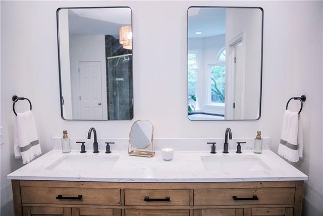 5940 Plantation Drive, Roswell, GA 30075