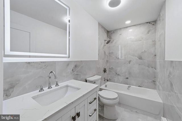 66-B ESSEX RD, Monroe Township, NJ 08831