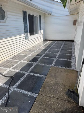 66-B ESSEX RD, Monroe Township, NJ 08831