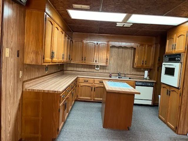 4089 Old Metal Rd, Palmyra, TN 37142