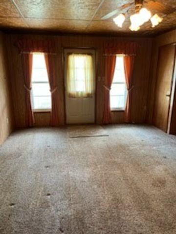 4089 Old Metal Rd, Palmyra, TN 37142