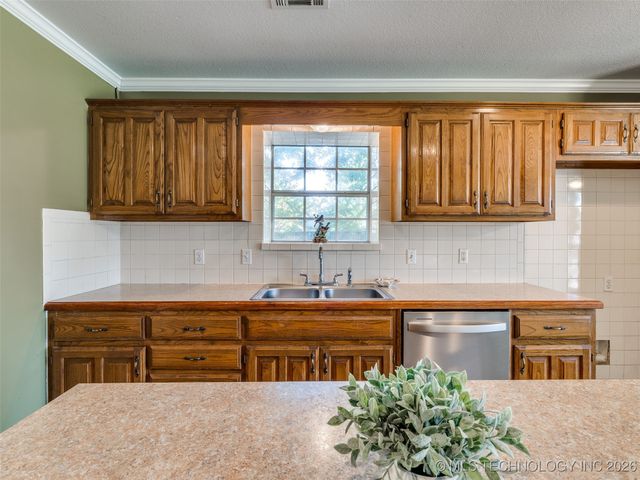 4717 S Ash Avenue, Broken Arrow, OK 74011