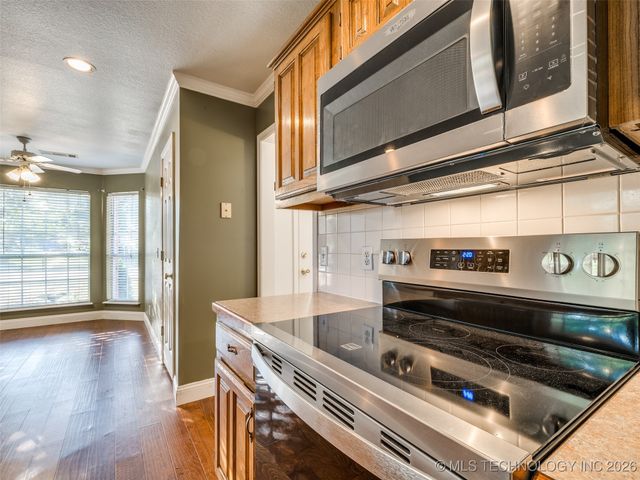 4717 S Ash Avenue, Broken Arrow, OK 74011