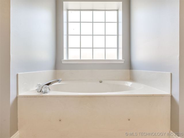 4717 S Ash Avenue, Broken Arrow, OK 74011