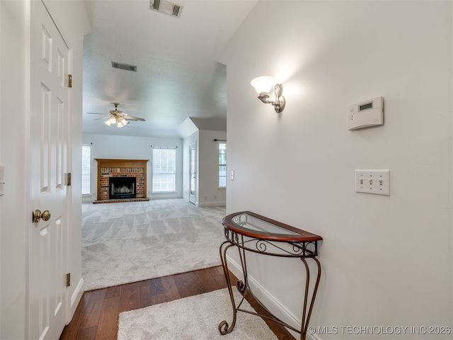 4717 S Ash Avenue, Broken Arrow, OK 74011