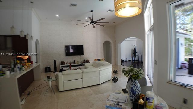 2503 Provence Cir, Weston, FL 33327