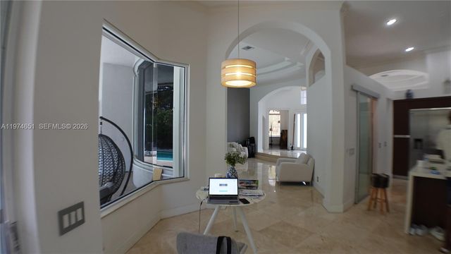 2503 Provence Cir, Weston, FL 33327