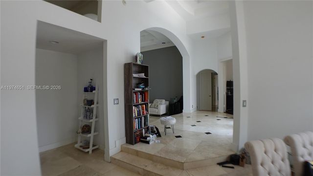 2503 Provence Cir, Weston, FL 33327