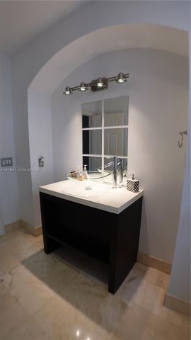 2503 Provence Cir, Weston, FL 33327