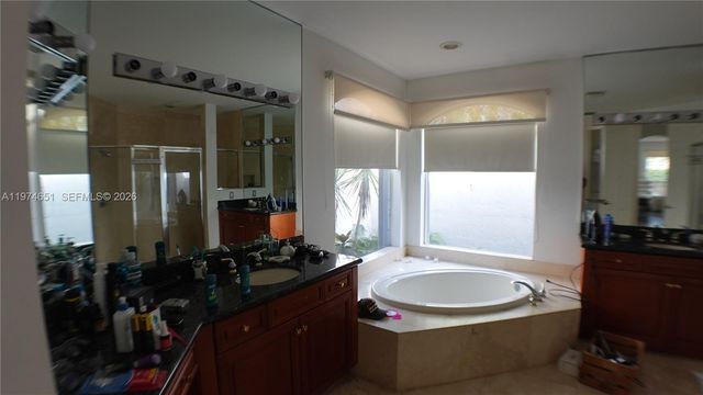 2503 Provence Cir, Weston, FL 33327