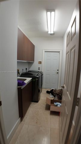 2503 Provence Cir, Weston, FL 33327