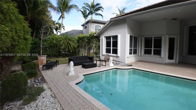 2503 Provence Cir, Weston, FL 33327