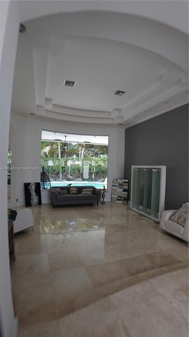 2503 Provence Cir, Weston, FL 33327