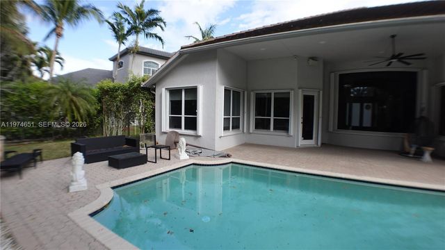 2503 Provence Cir, Weston, FL 33327