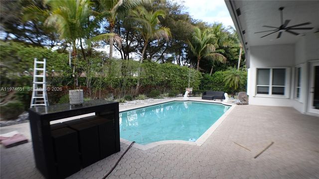 2503 Provence Cir, Weston, FL 33327