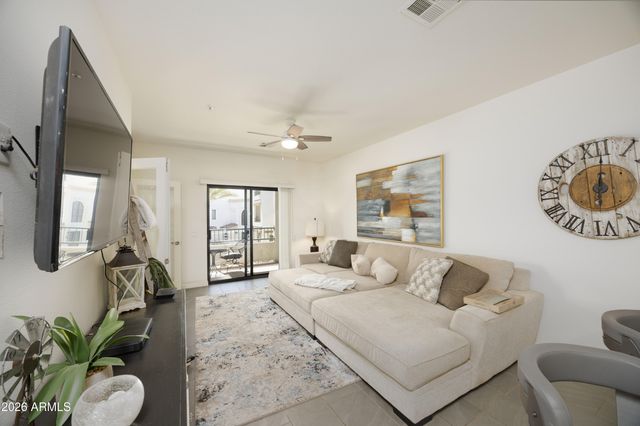 2511 W QUEEN CREEK Road 232, Chandler, AZ 85248