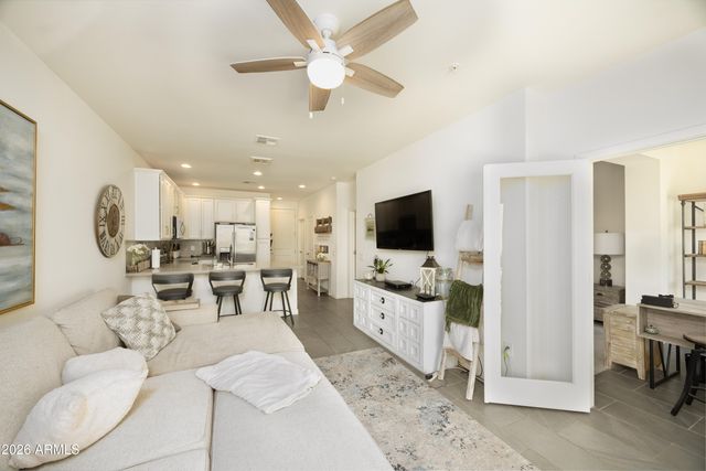 2511 W QUEEN CREEK Road 232, Chandler, AZ 85248
