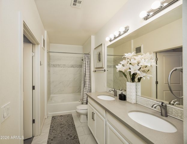 2511 W QUEEN CREEK Road 232, Chandler, AZ 85248