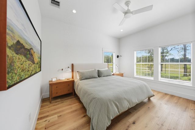 3685 Nixon Lake Road, Carmine, TX 78932