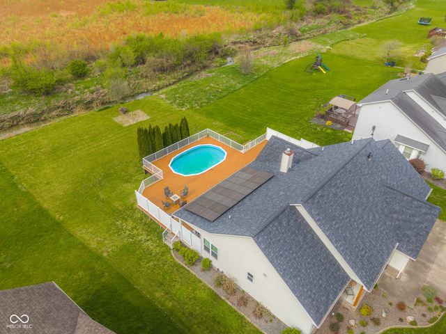 6115 E Prairie Stream Way, Columbus, IN 47203